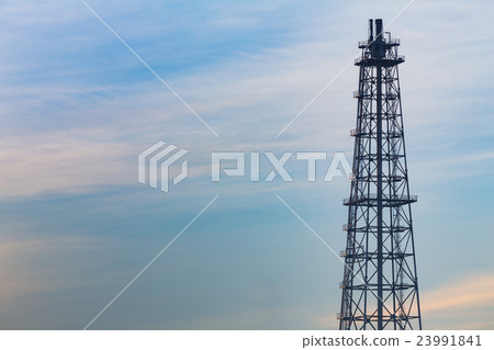 Heavy oil refinery tower Heavy oil refinery tower 23991841