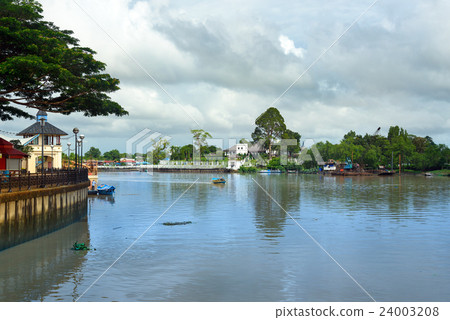 View Sarawak river in Kuching city View Sarawak river in Kuching city 24003208