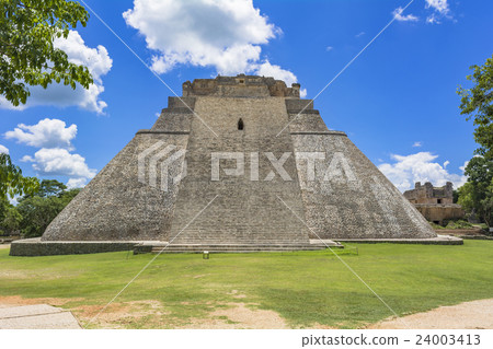 Uzmar ruins of the Mayan ruins 24003413