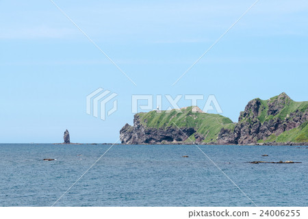 God Cape and Shintoi 24006255