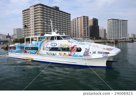 A new Awaji Genova line leaving the Akashi port "Marin · Awagi" 24006923
