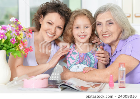 happy family with nail polish happy family with nail polish 24009810