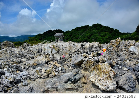 Shimokita Peninsula · Scenery of Oyama · Walking around hell and Daishodo (3) 24012598
