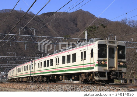 上越線107系列火車 24014050