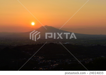 Iwaki mountain sunset 24014833