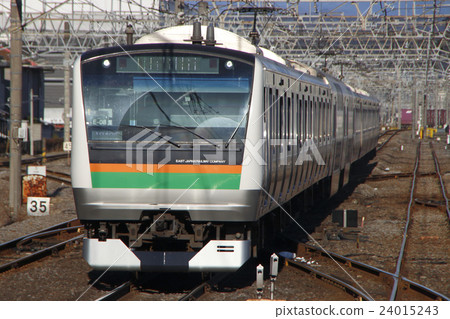 Ueno Tokyo Line E233 series 24015243