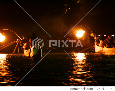 Nagara河的Ukai 24019082