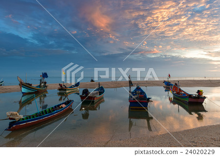 Wooden fishing boat in Thailand Wooden fishing boat in Thailand 24020229