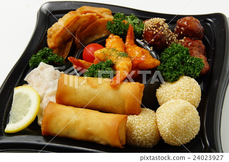 Chinese cuisine  24023927