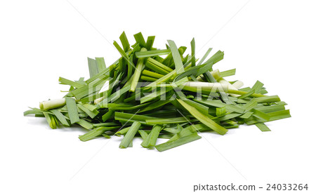 Garlic chives isolated on white 24033264