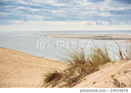 View of The Arcachon Bay and Duna of Pyla, France View of The Arcachon Bay and Duna of Pyla, France 24034879