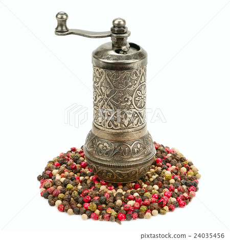 peppermill and spices isolated on white background 24035456