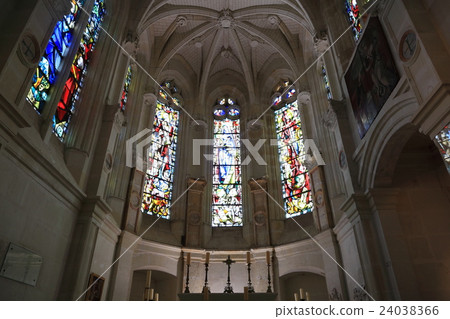 Chenonceau城堡彩色玻璃 Chenonceau城堡彩色玻璃 24038366