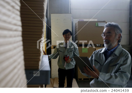 Logistics warehouse image Logistics warehouse image 24041439