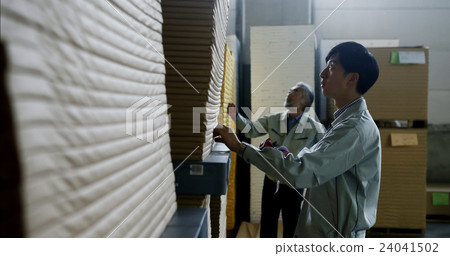 Logistics warehouse 24041502