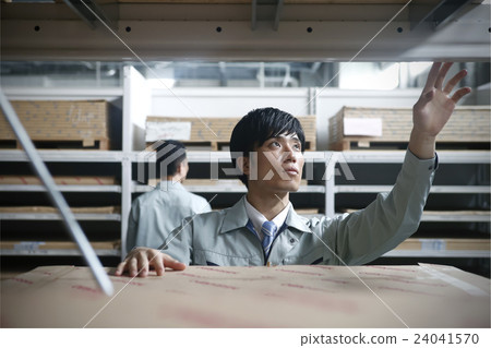 物流倉庫 24041570