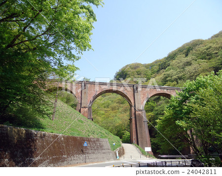臼井通的鏡片橋 臼井通的鏡片橋 24042811