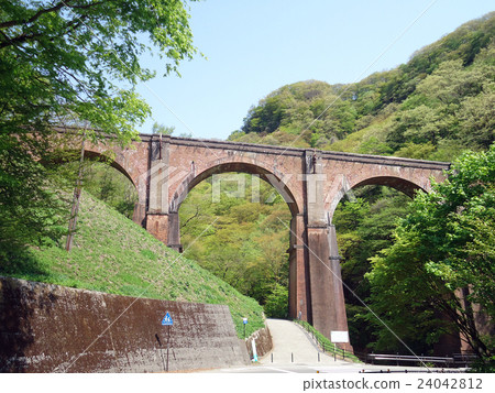 臼井通的鏡片橋 臼井通的鏡片橋 24042812