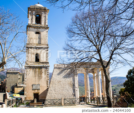 the Temple of Hercules in Cori, near Latina, Italy 24044100