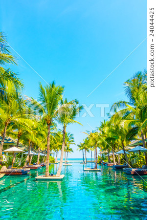 Beautiful luxury swimming pool Beautiful luxury swimming pool 24044425