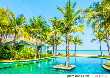 Beautiful luxury swimming pool Beautiful luxury swimming pool 24047587