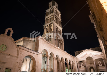Cathedral of St Domnius 24056054