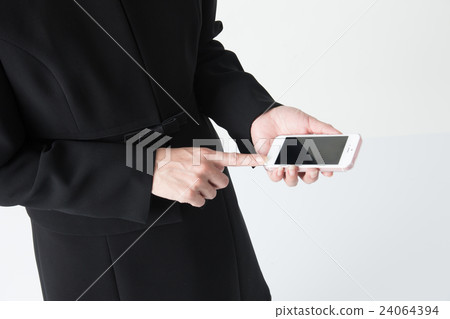 中年女性正裝(智能手提包)·白背 中年女性正裝(智能手提包)·白背 24064394