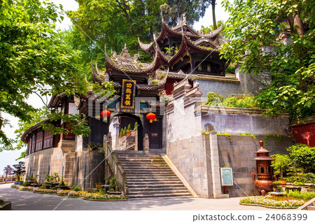 Dujiang Weir`s Erwang(Two Nobilities) temple scece Dujiang Weir`s Erwang(Two Nobilities) temple scece 24068399