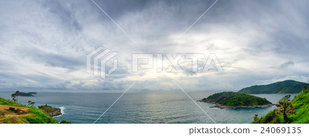 Cloudy Panoramic Cape Cloudy Panoramic Cape 24069135