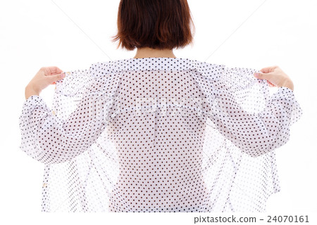 Women changing clothes 24070161