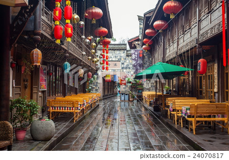 Jinli old streets scenery 24070817