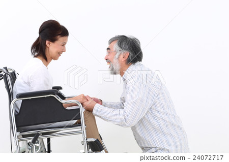 Wheelchair / old age care Wheelchair / old age care 24072717