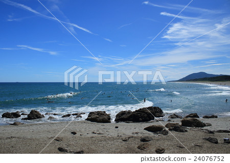 Akabane Long Beach 24076752