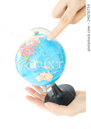 The globe 24076754