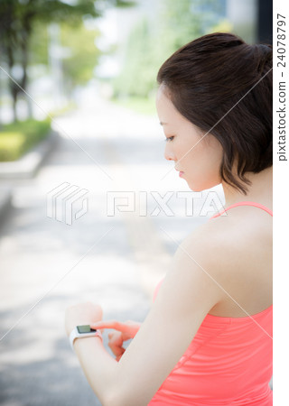 運動女性 運動女性 24078797