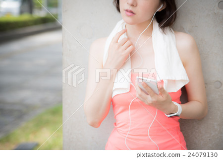 Sports women 24079130