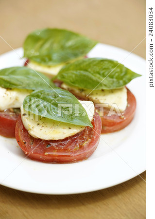 Caprese dishes Caprese dishes 24083034