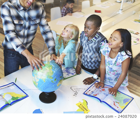 Students Geography Learning Classroom Concept 24087020