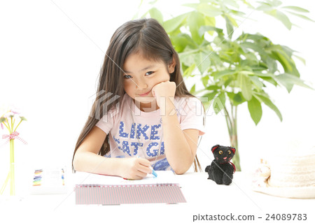 畫畫的女孩 畫畫的女孩 24089783