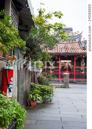 Zushi Temple & Guiyang Street 24089800