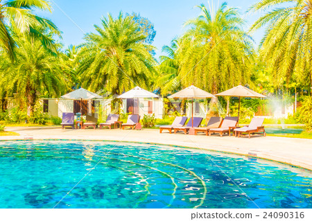 Outdoor swimming pool Outdoor swimming pool 24090316