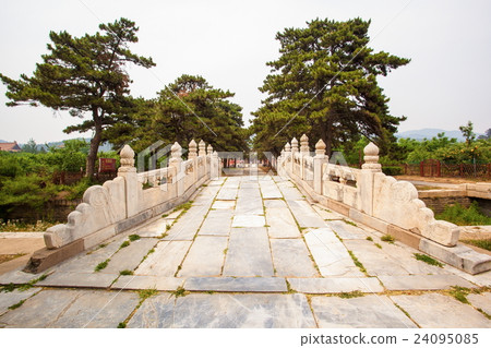 Fragrant concubine cemetery Fragrant concubine cemetery 24095085