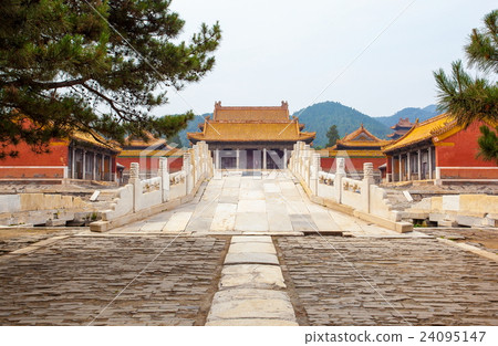 Eastern Qing Mausoleums scenery-Cixi Mausoleum  24095147