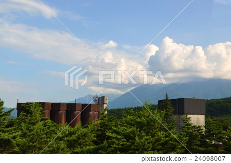 Hakushu Distillery Hakushu Distillery 24098007