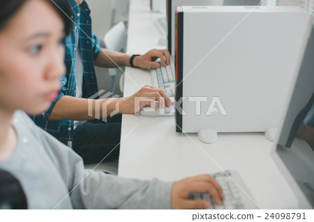 室內 個人電腦 電腦 24098791