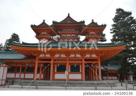 Senryuro(平安神社/ Sakyo-ku京都市岡崎西新町) Senryuro(平安神社/ Sakyo-ku京都市岡崎西新町) 24100136
