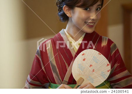 Kimono female portrait 24100541