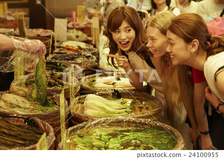 外國女性和日本女性觀光市場 24100955