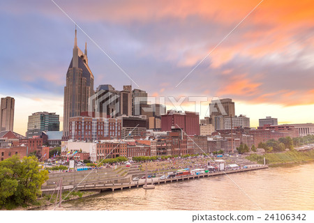 Nashville, Tennessee downtown skyline 24106342
