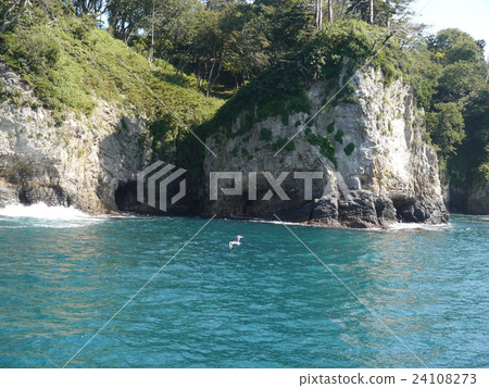 Hiji Island 24108273